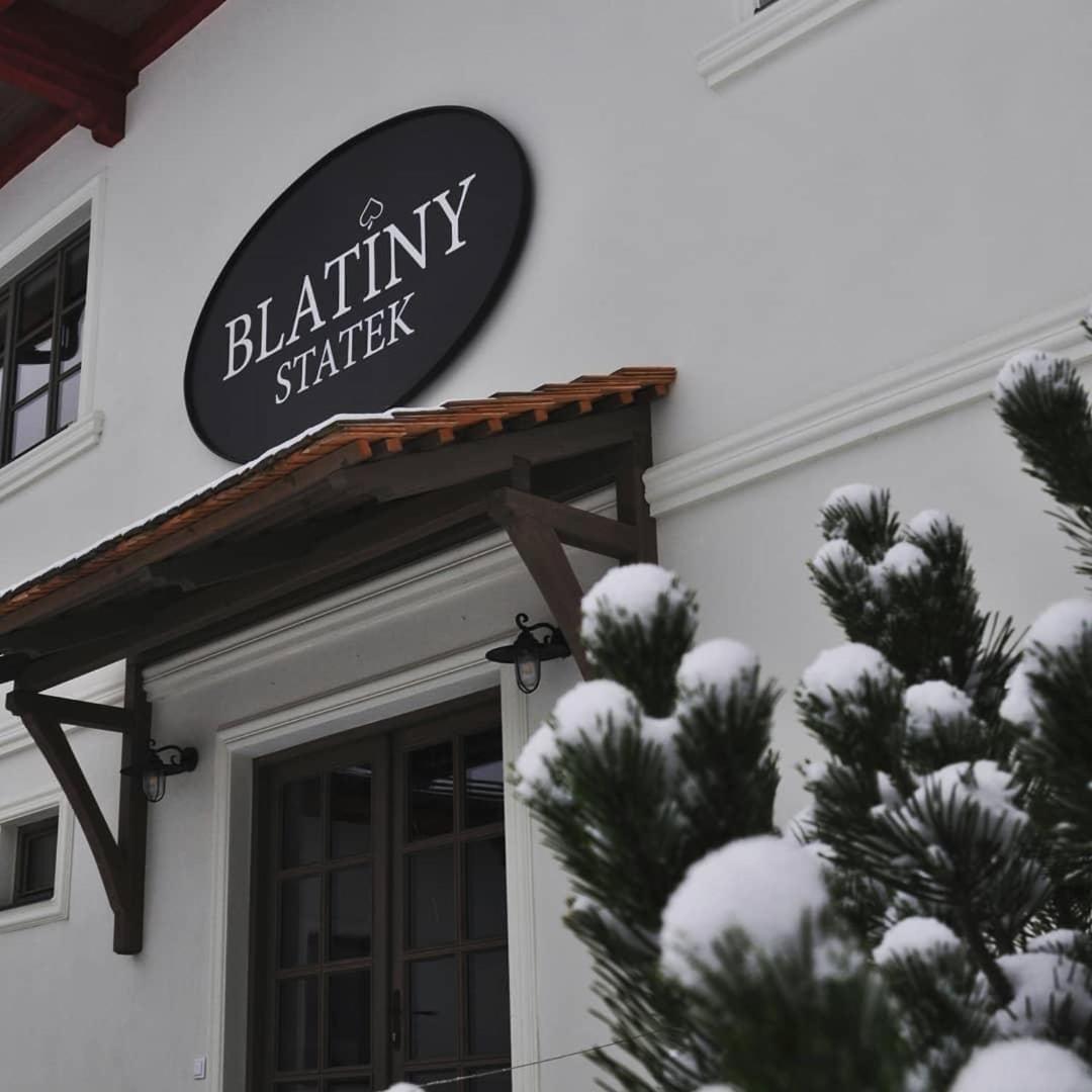 Statek Blatiny Hotel Snezne  Luaran gambar