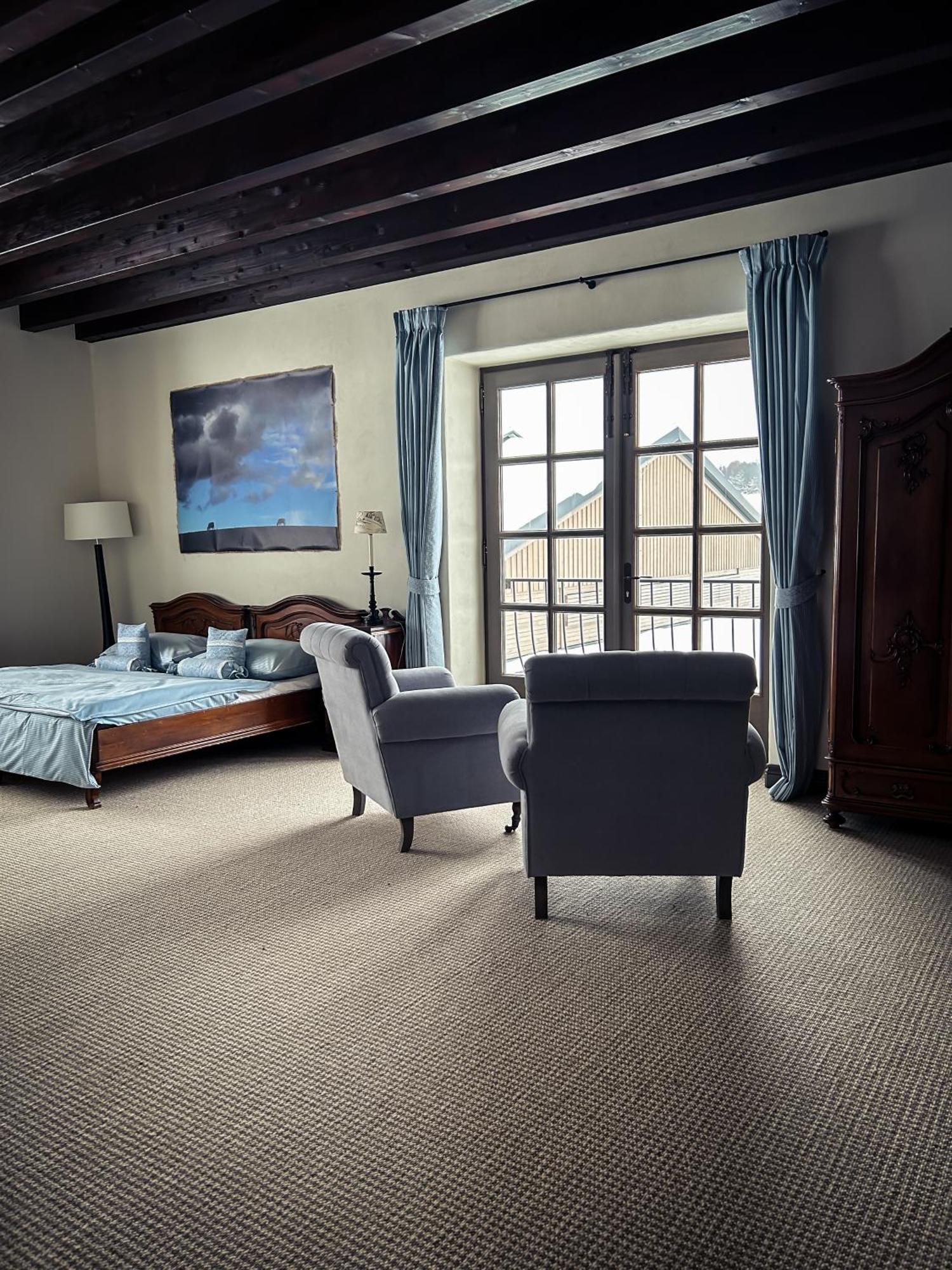 Statek Blatiny Hotel Snezne  Bilik gambar